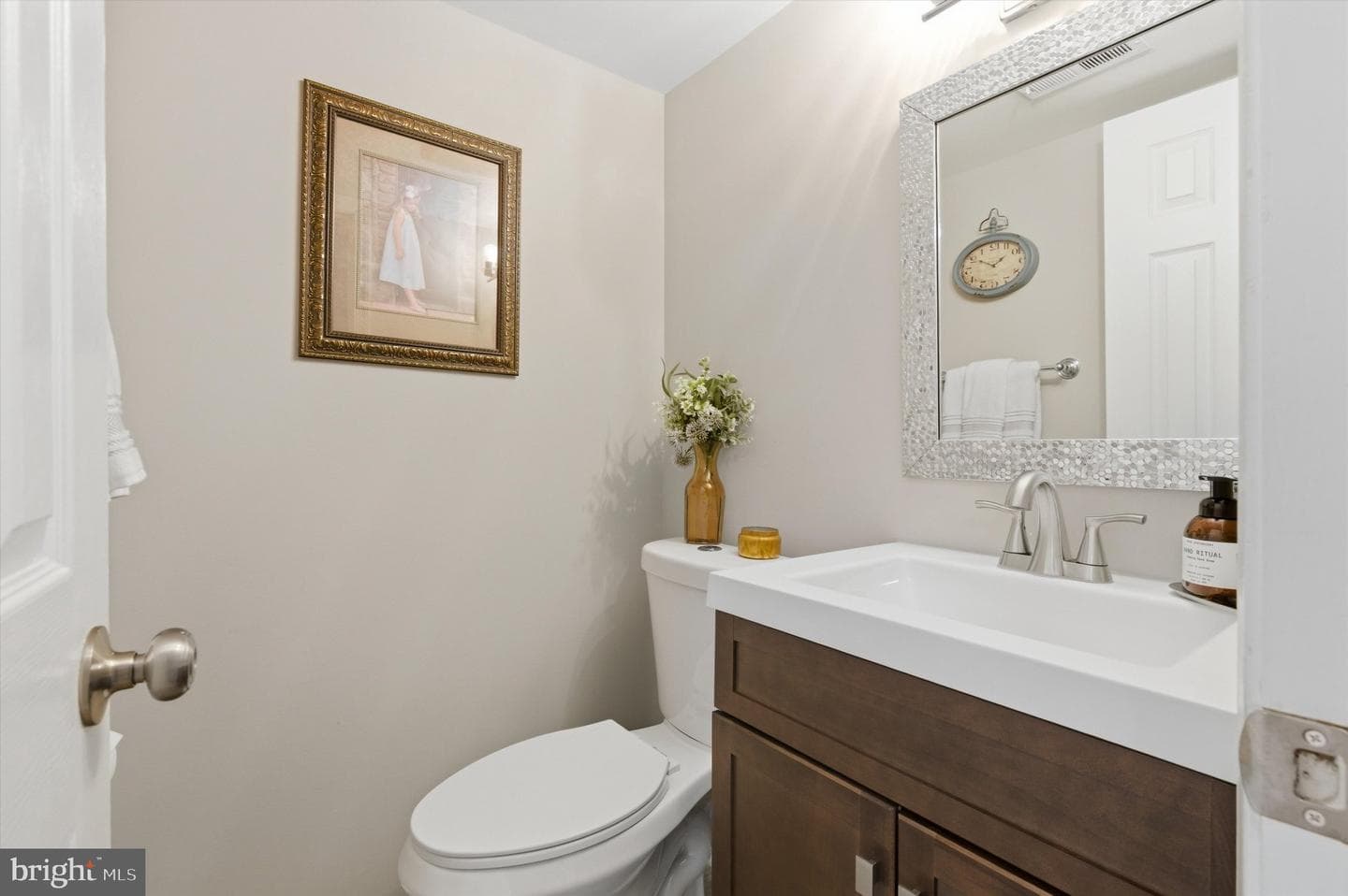 5218 Olley Lane photo 20