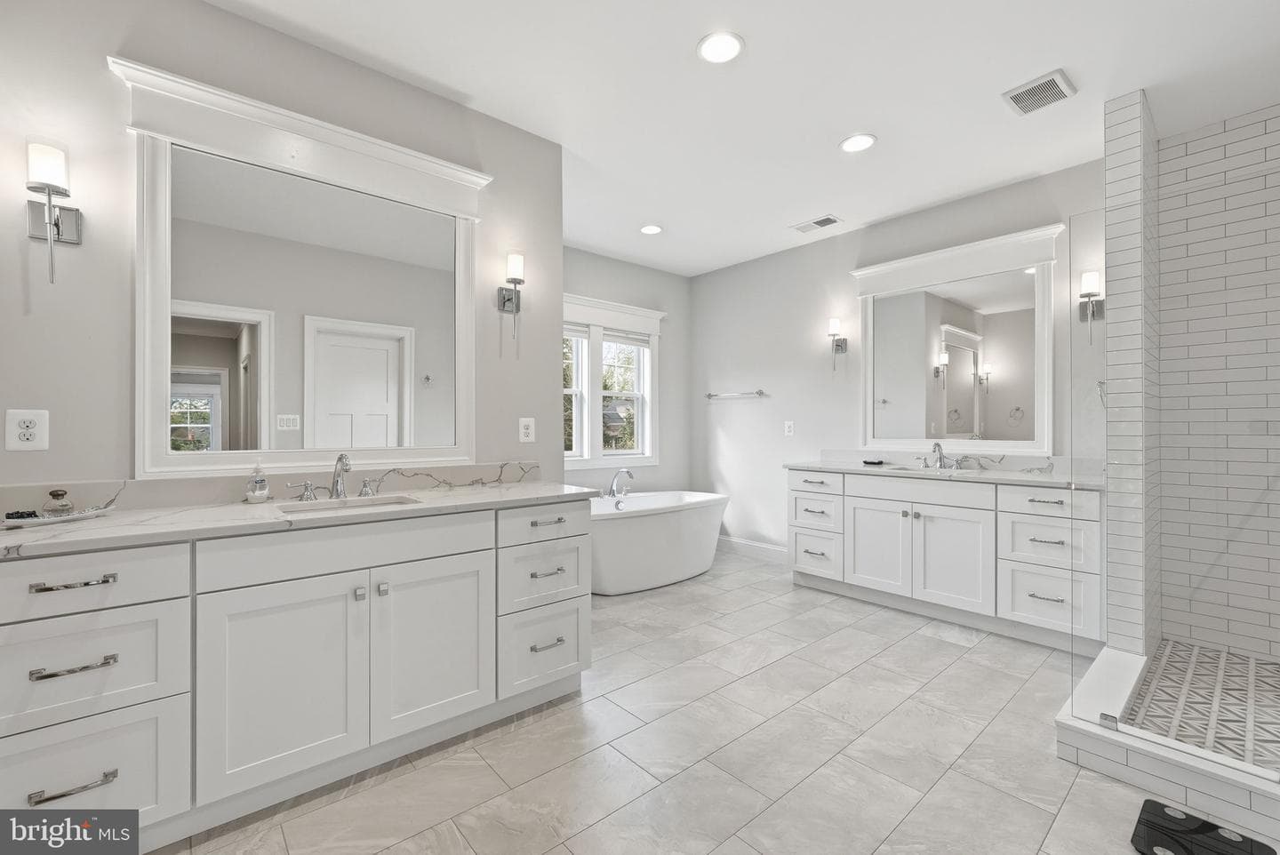 427 Orchard Street NW photo 25