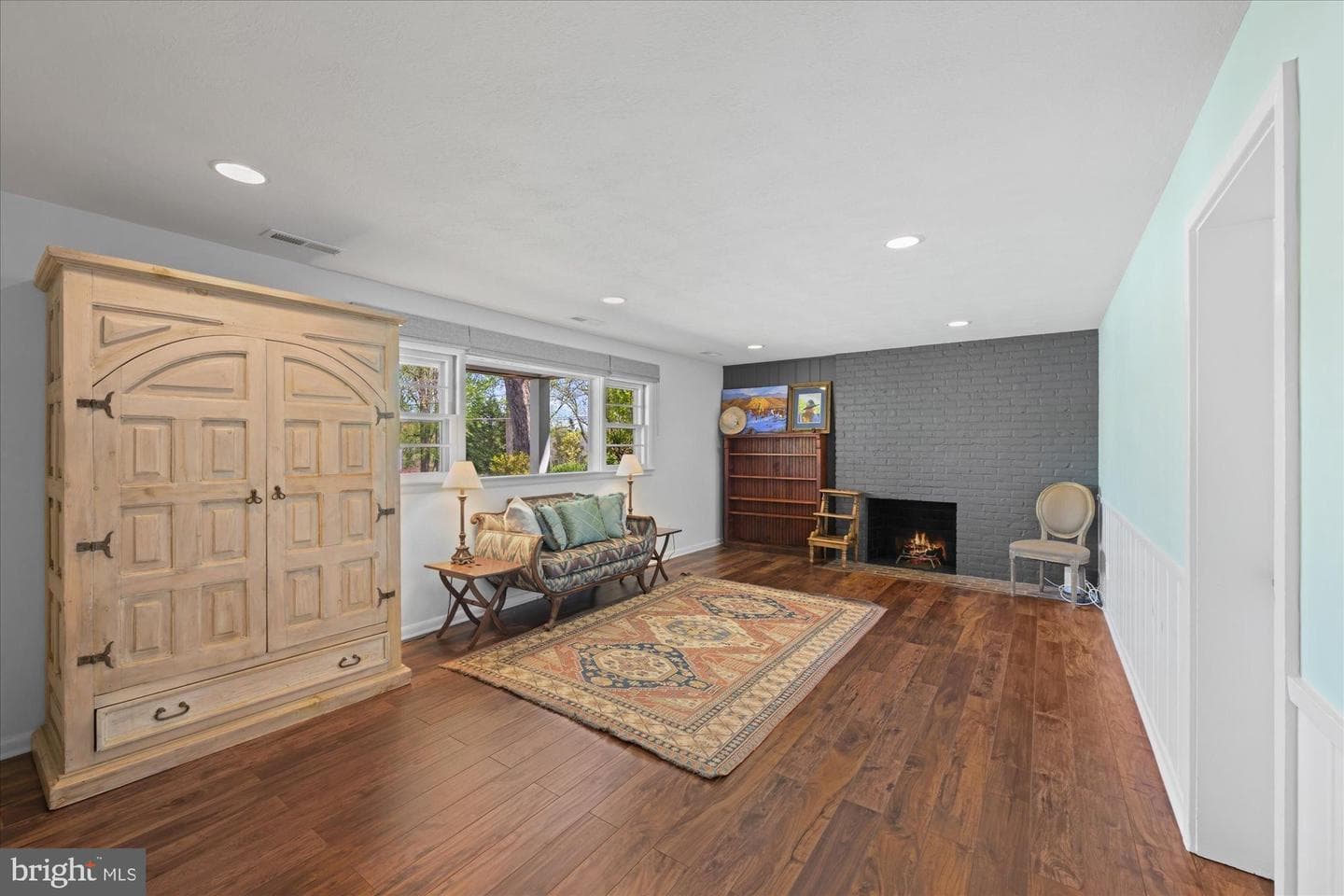 6439 Lakeview Drive photo 37