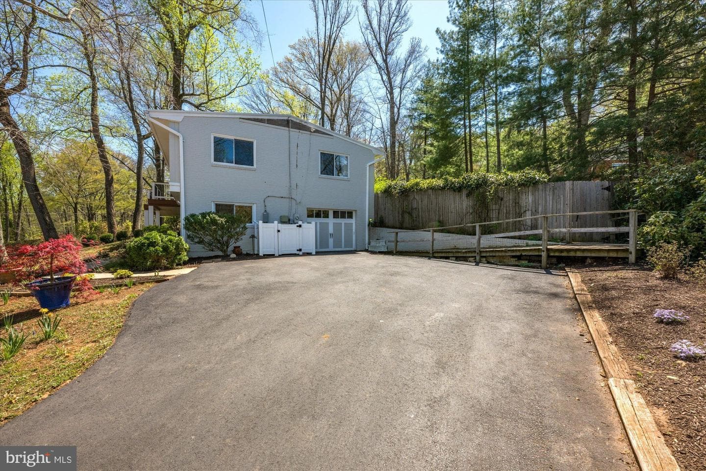 6439 Lakeview Drive photo 47