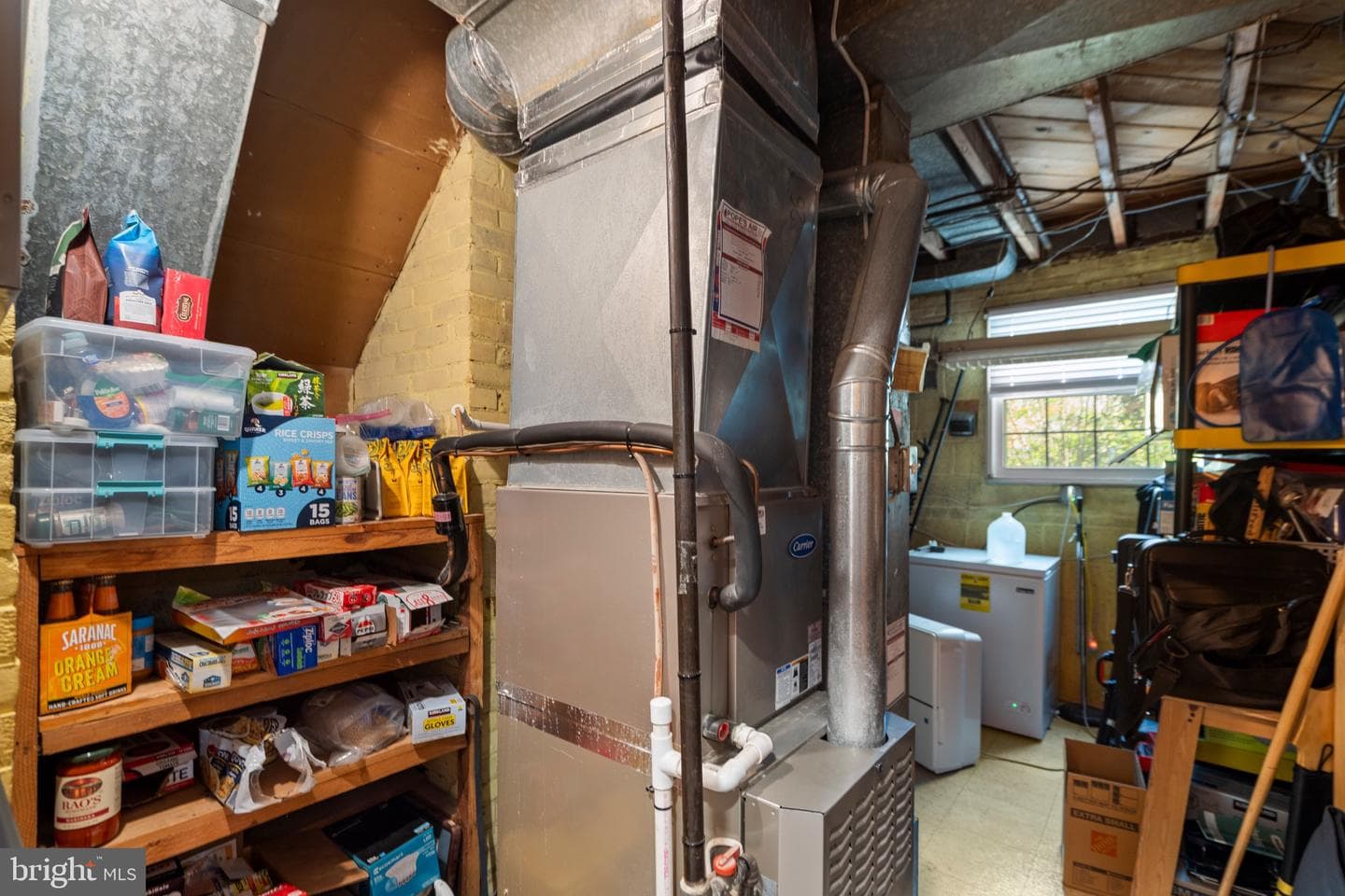 6110 Dorchester Street photo 11