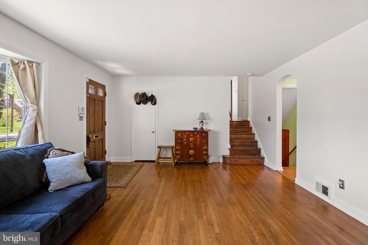 6110 Dorchester Street photo 29