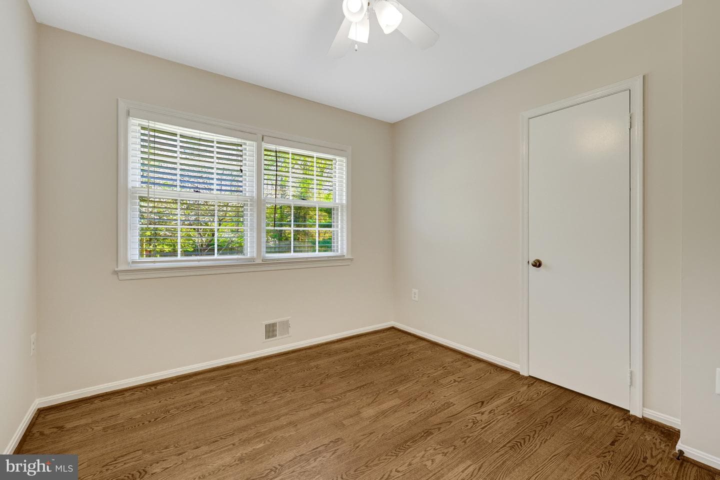12186 Hickory Knoll Place photo 17