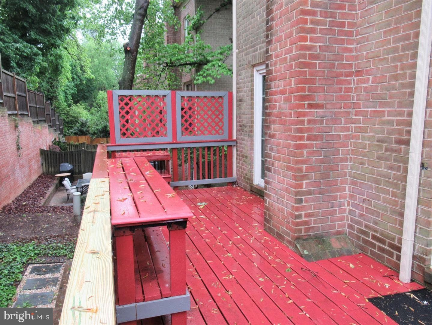 1433 Mclean Mews Court photo 21