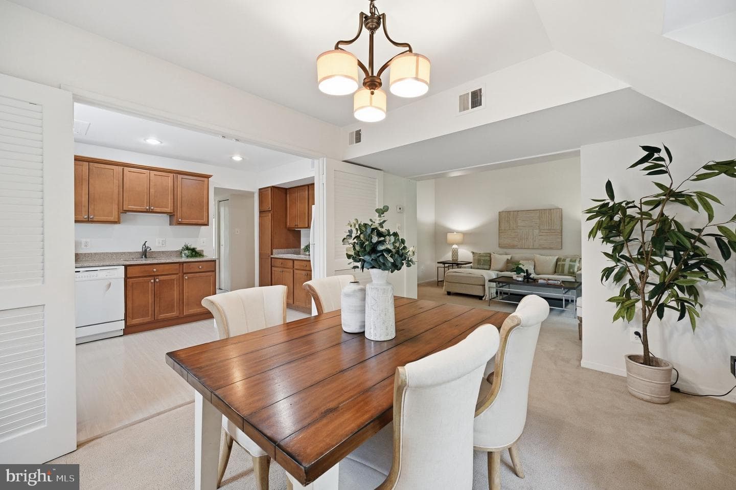 1659 Parkcrest Circle #301 photo 15