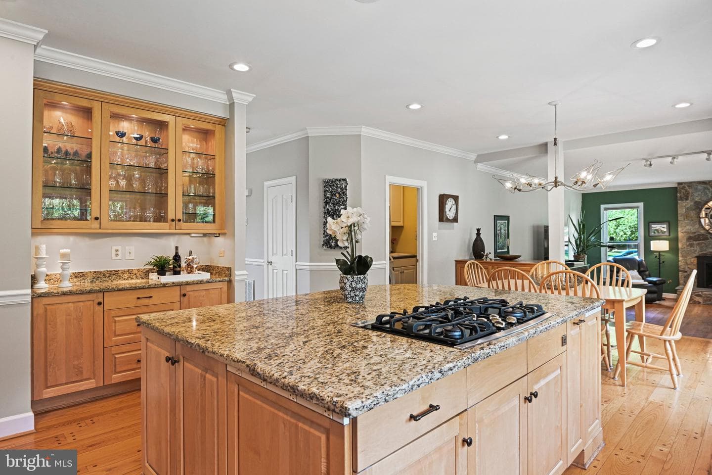 1167 Silver Beech Road photo 8