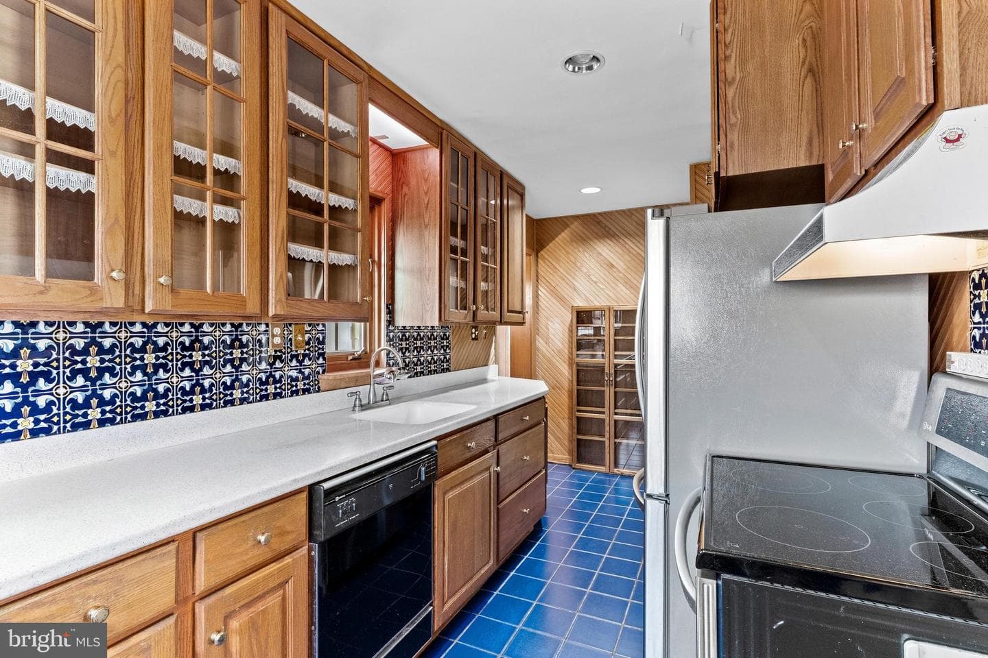 3614 Crest Drive photo 9