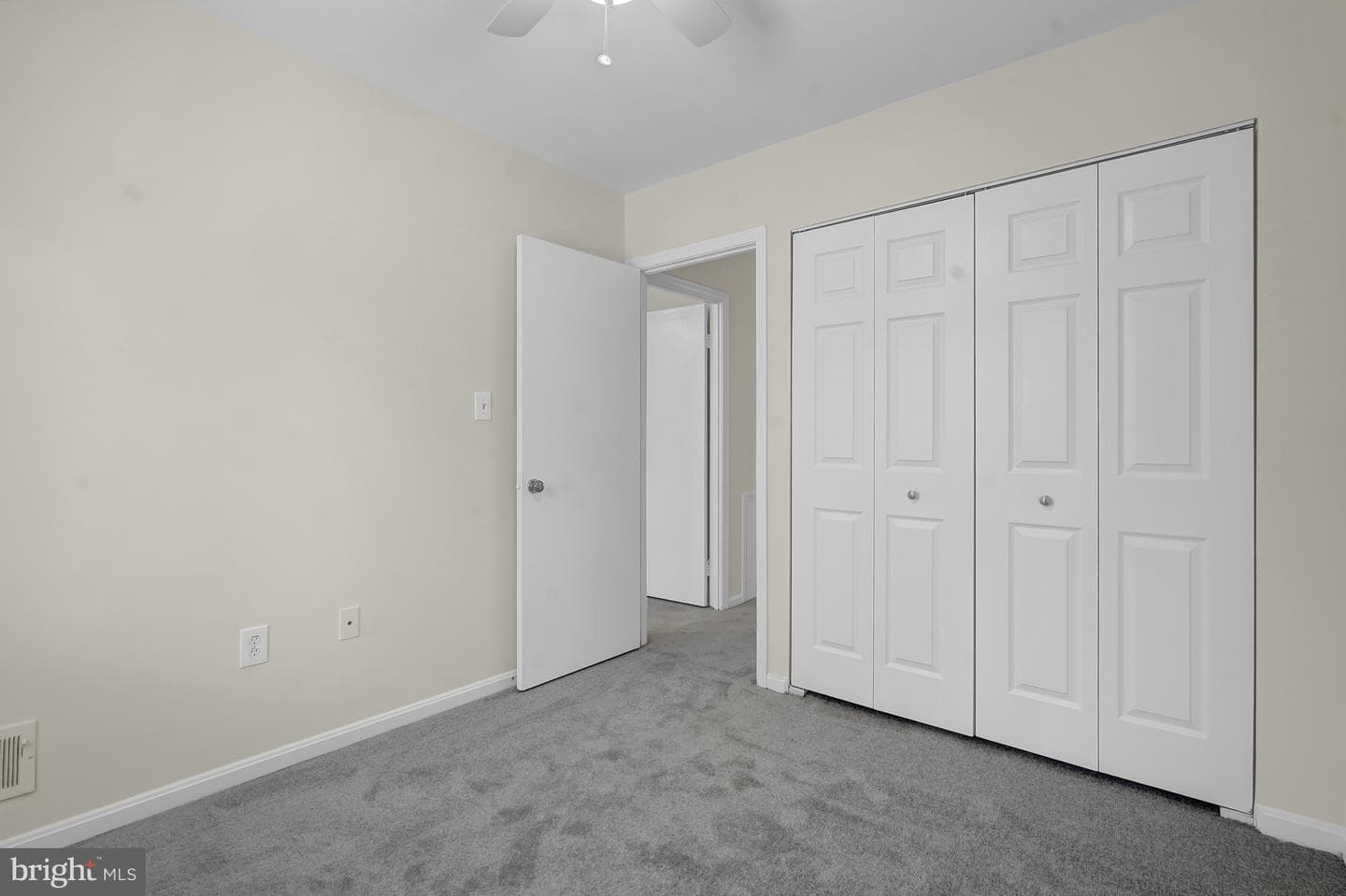 6426 Gildar Street photo 33
