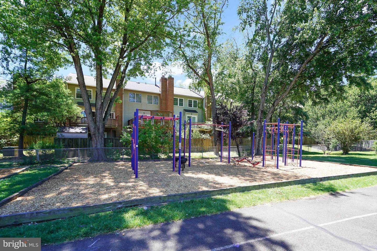 6426 Gildar Street photo 39