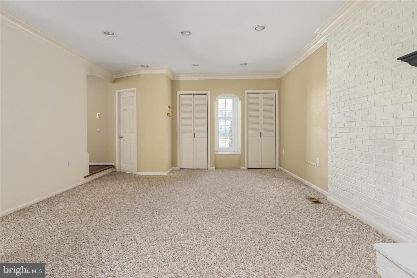 5815 Ottawa Road photo 7