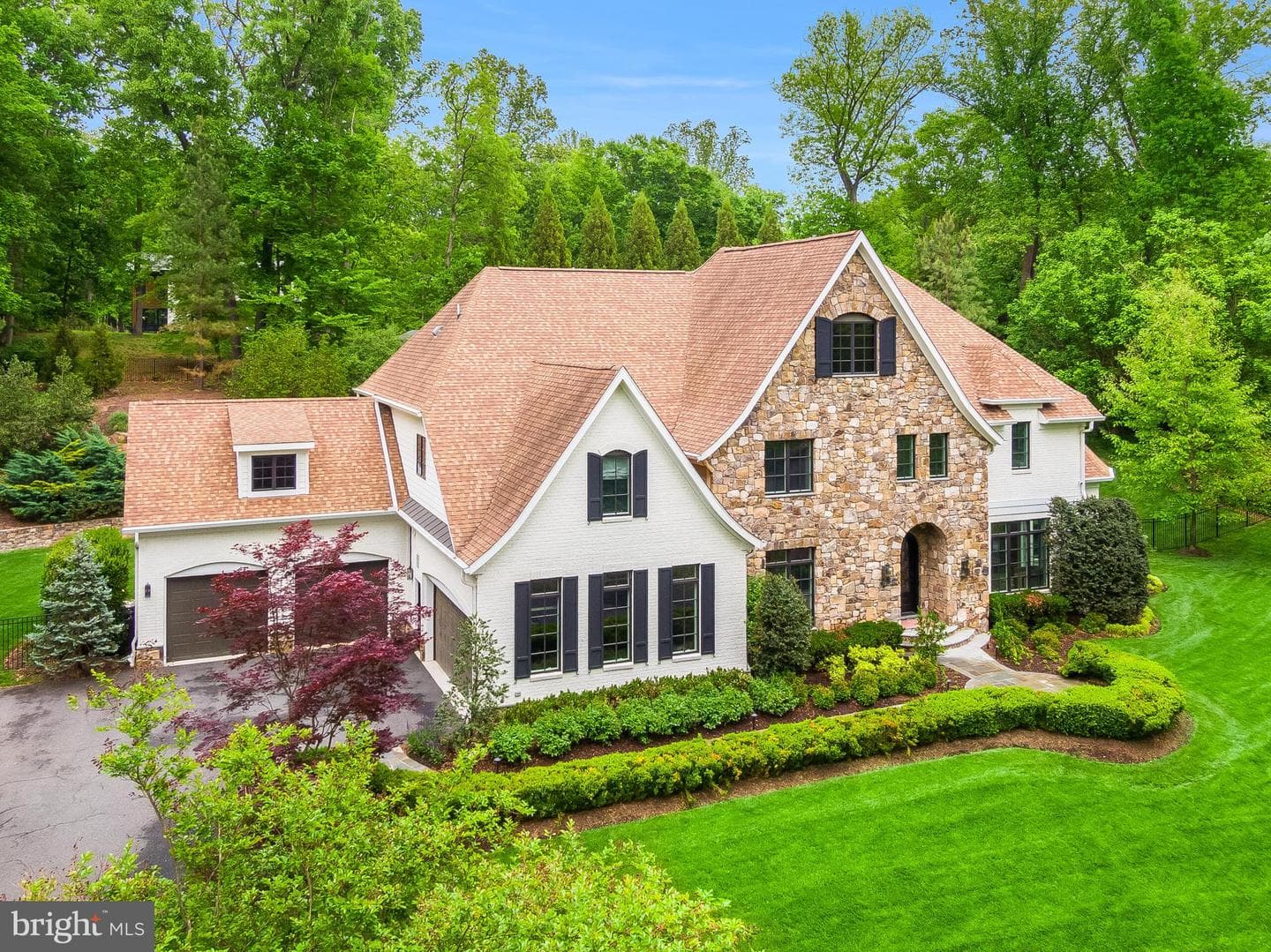 6704 Lupine Lane, Mclean