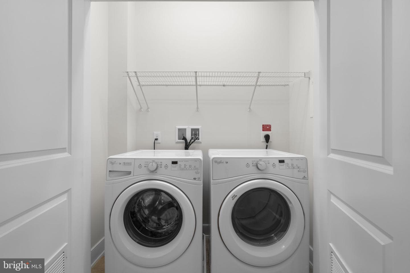 9521 Bastille Street #305 photo 26