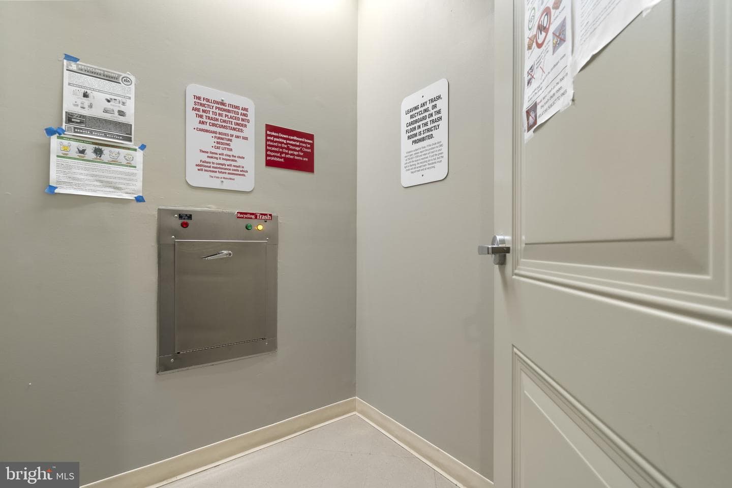 9521 Bastille Street #305 photo 28