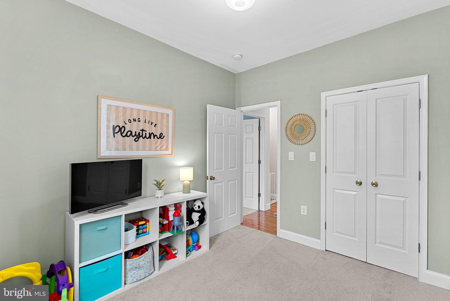 6910 Farragut Avenue photo 28