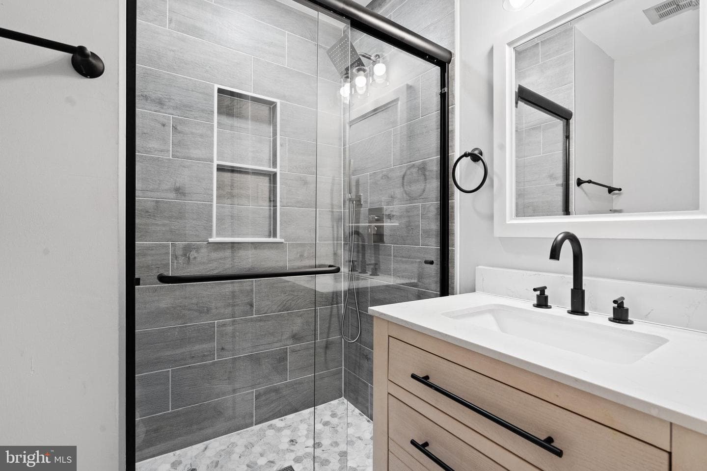 6392 Eighth Circle photo 17