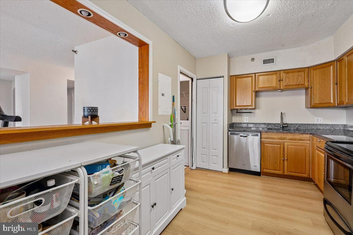 5501 Seminary Road #1703s photo 8