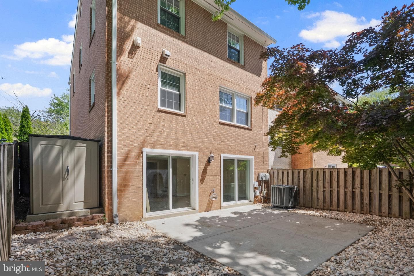 8361 Thompson Road photo 38