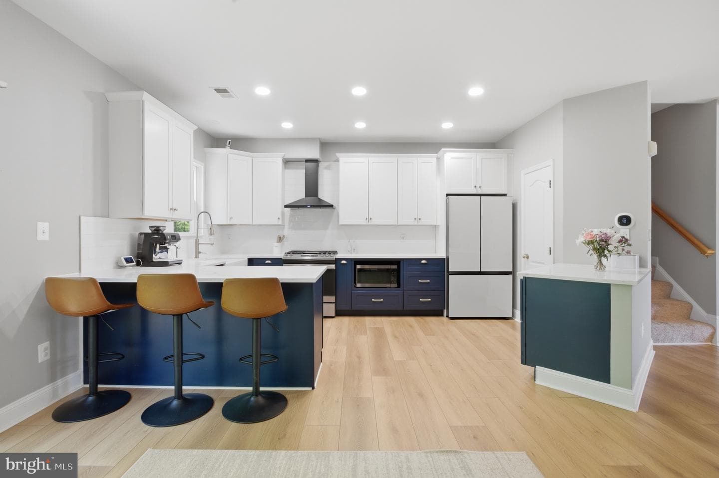 2078 Capstone photo 10