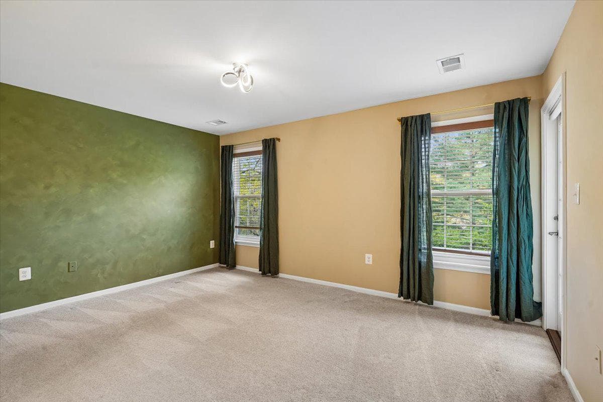2914 Yarling Court photo 12