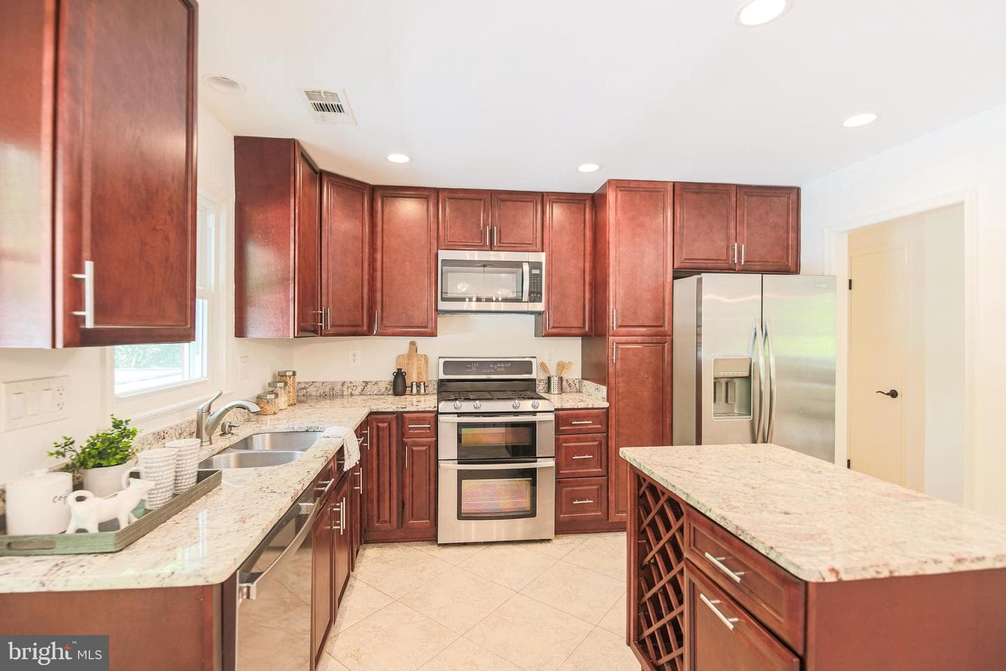 7200 Popkins Farm Road photo 17