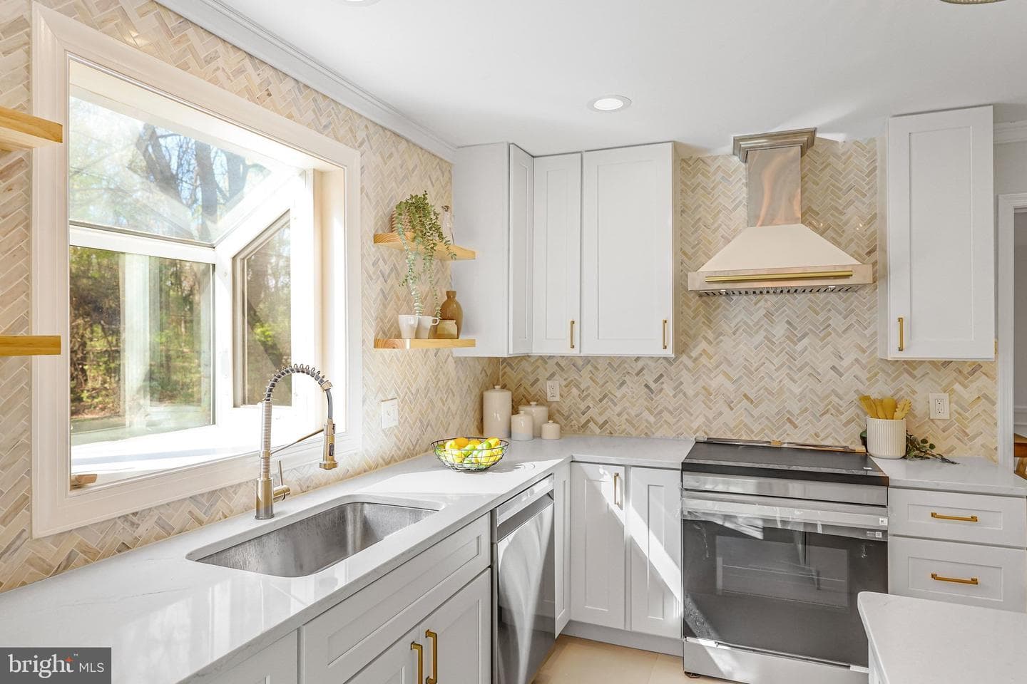 10305 Hunt Country Lane photo 19