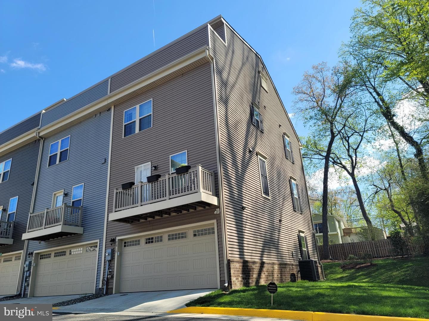 7817 Sutter Lane photo 4
