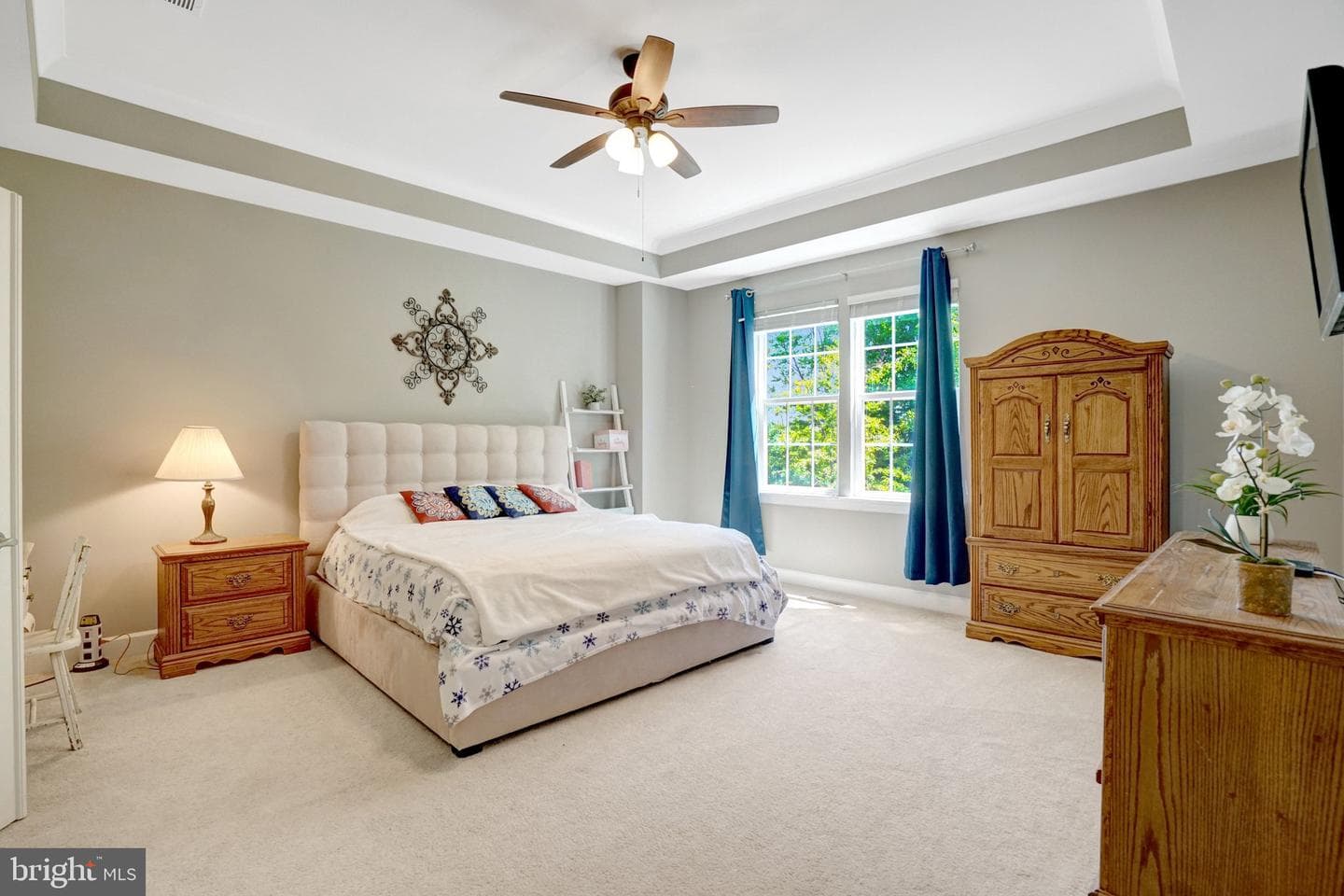 6421 Beatles Lane photo 23