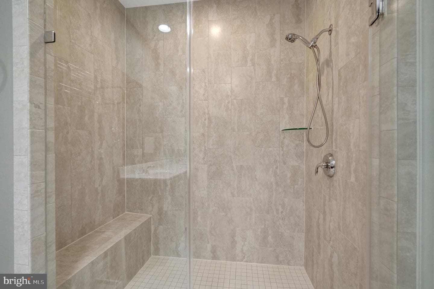 6421 Beatles Lane photo 29
