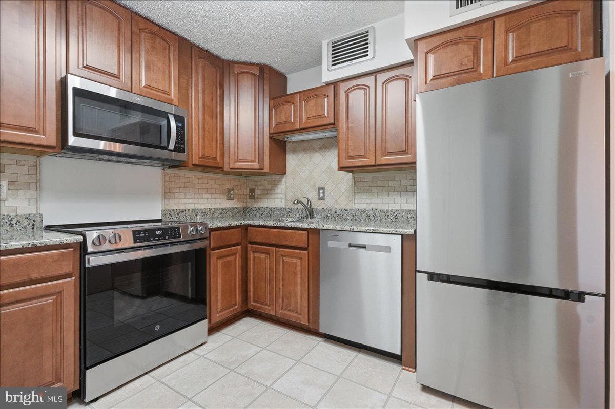 1800 Old Meadow Road #1412 photo 5