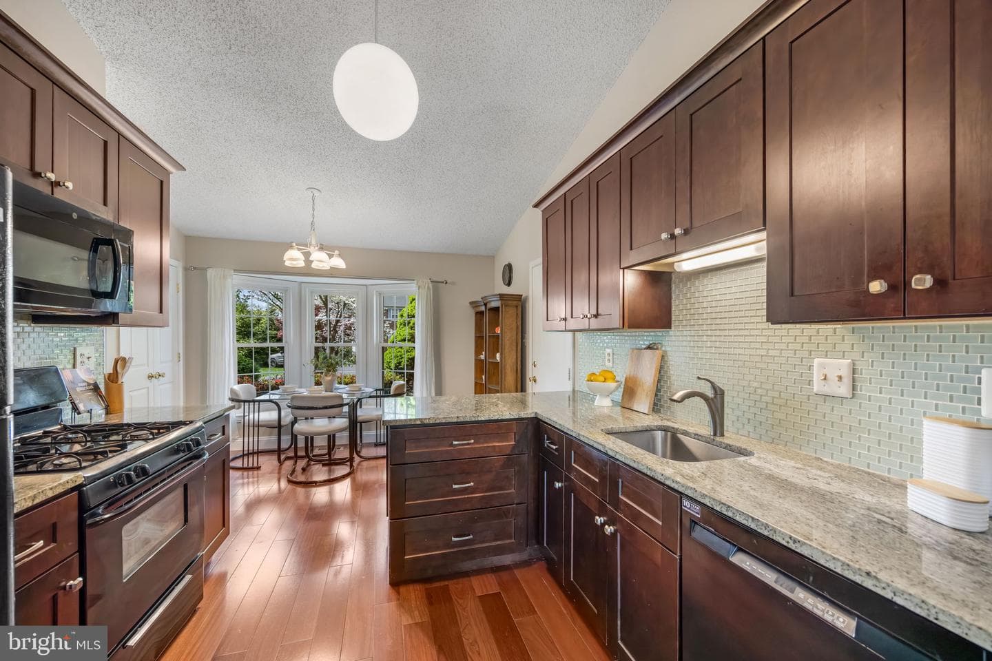 7615 Virginia Lane photo 4