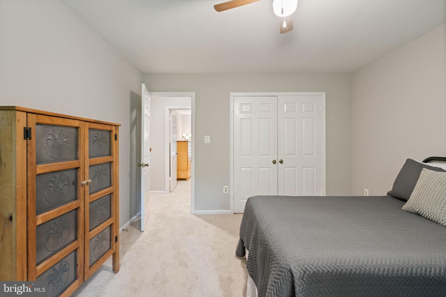 11810 Clara Way photo 35