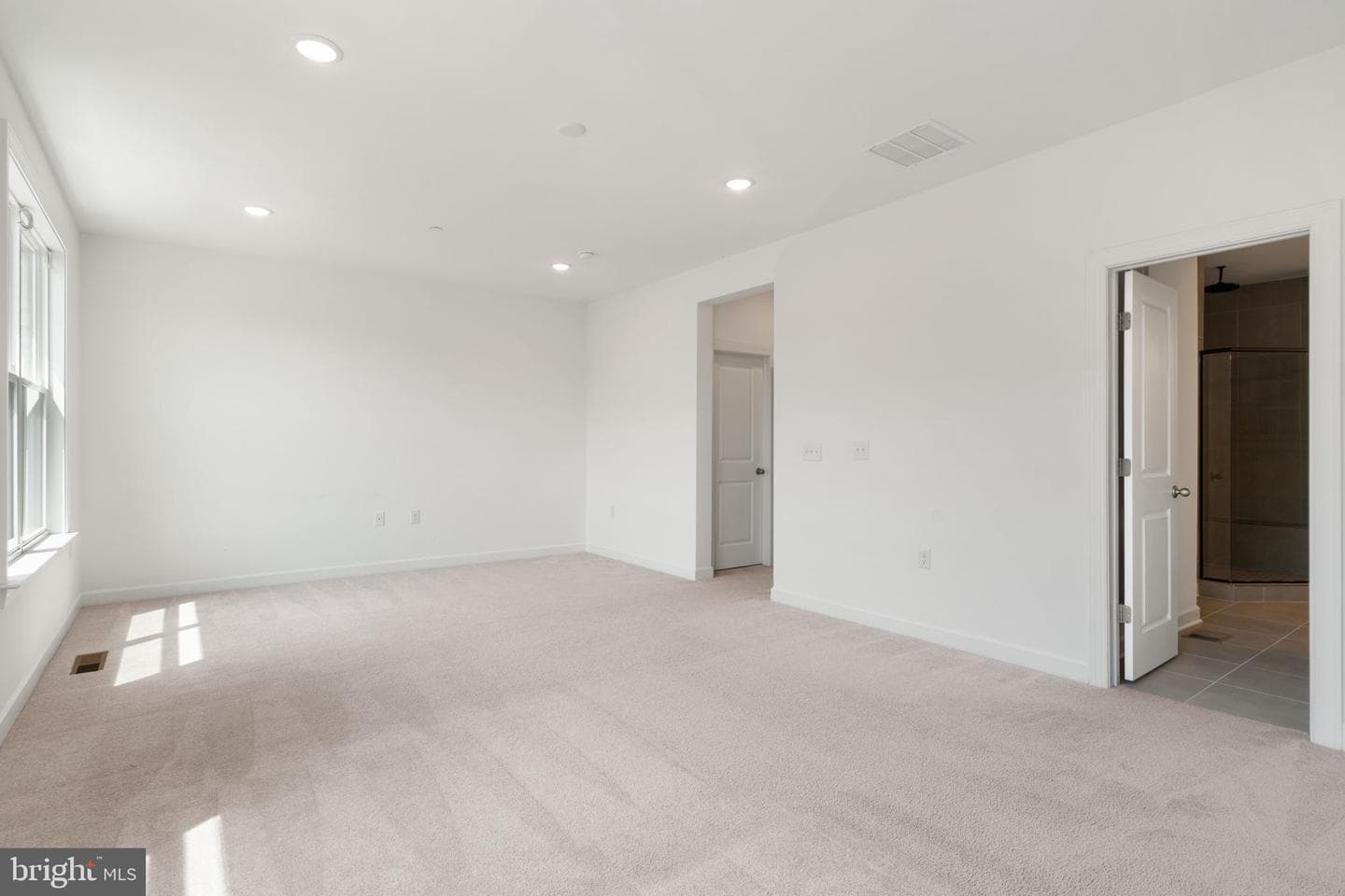 14350 Yesler Avenue #4 photo 25