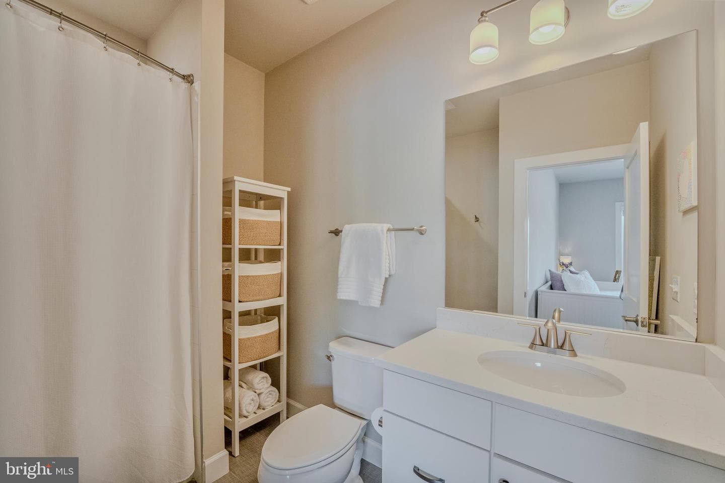 8611 Virginia Avenue photo 48