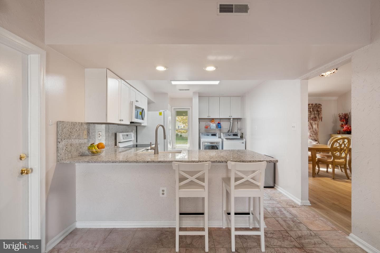 5406 Clubside Lane photo 32