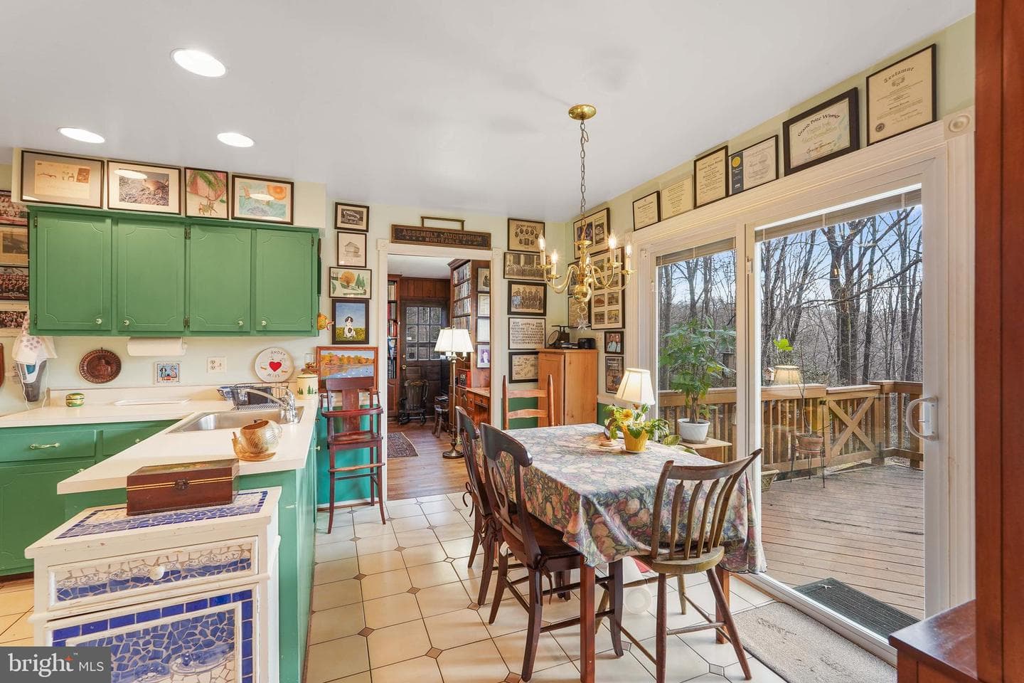 10505 Adel Road photo 10