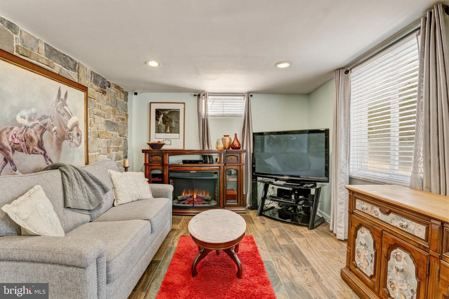 6409 The Parkway photo 15