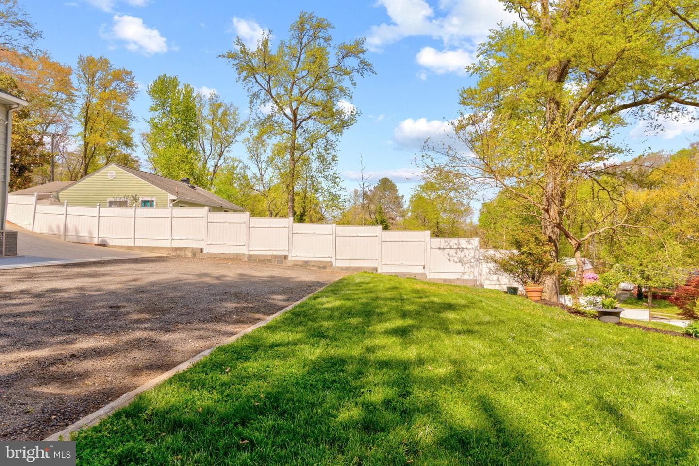 6409 The Parkway photo 36
