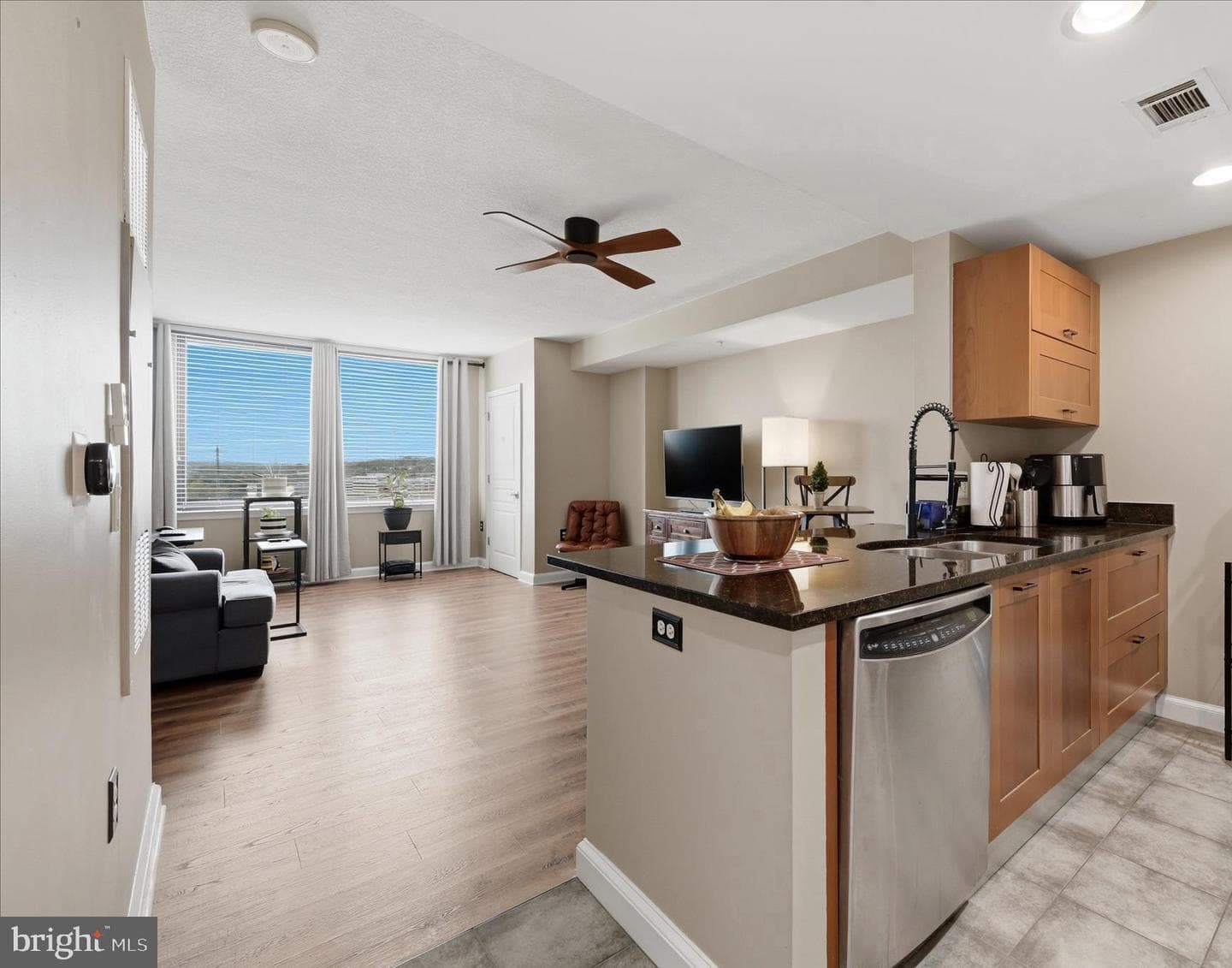 2451 Midtown Avenue #1221 photo 4