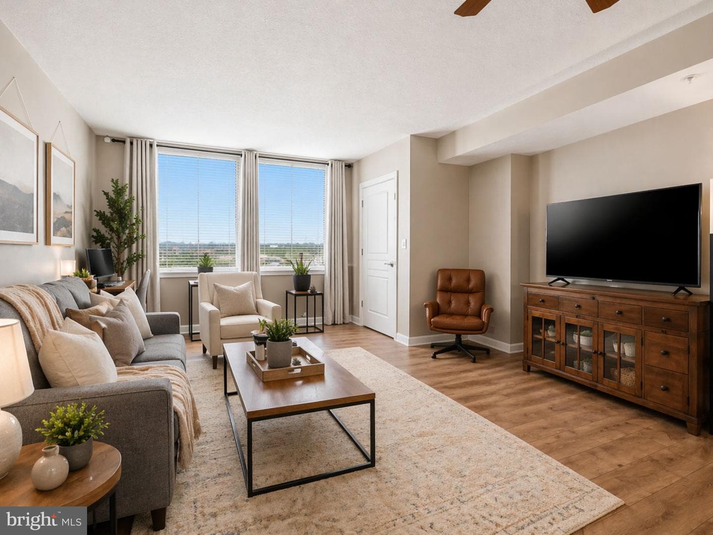 2451 Midtown Avenue #1221 photo 5