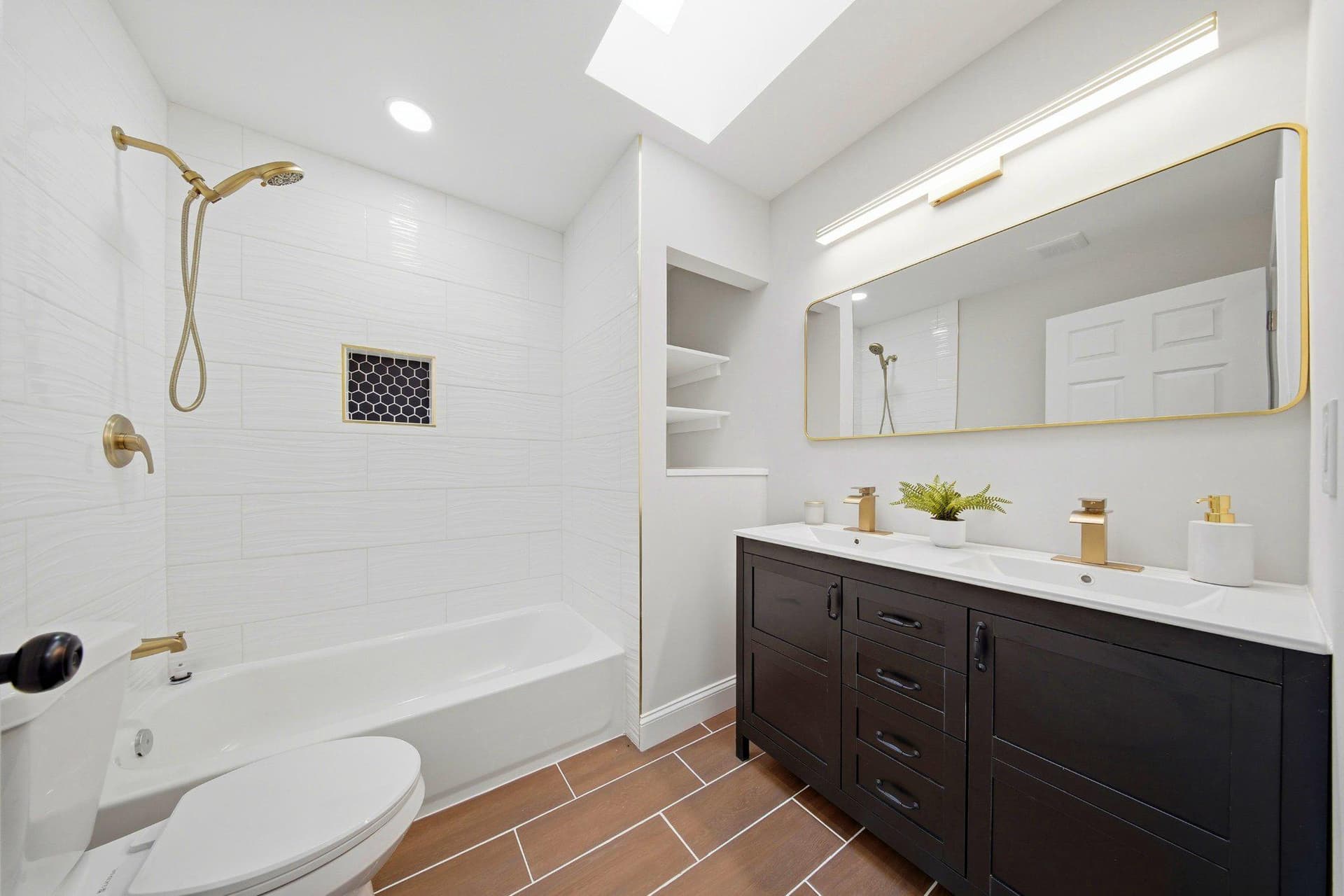 6443 Battle Rock Drive photo 29