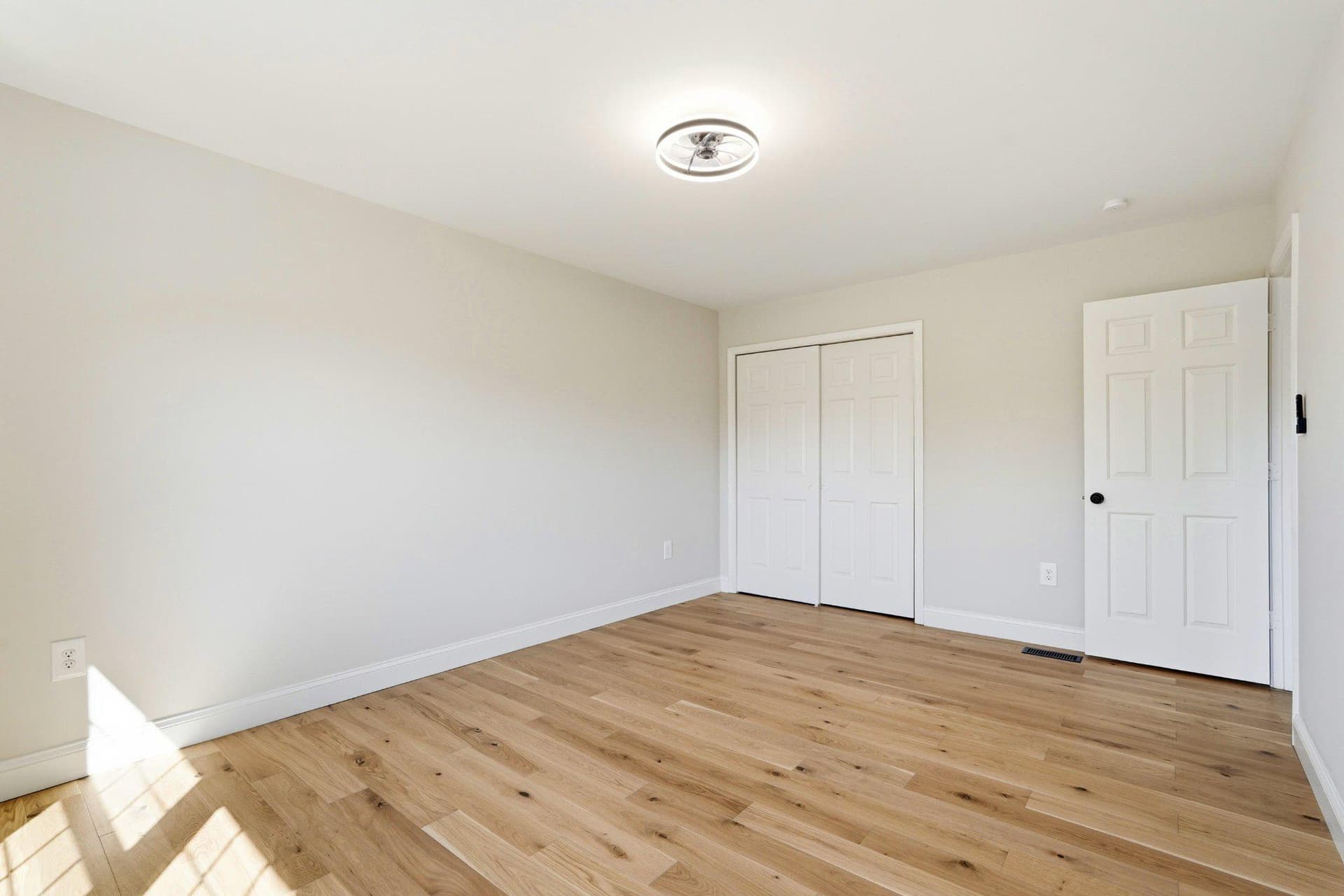 6443 Battle Rock Drive photo 35