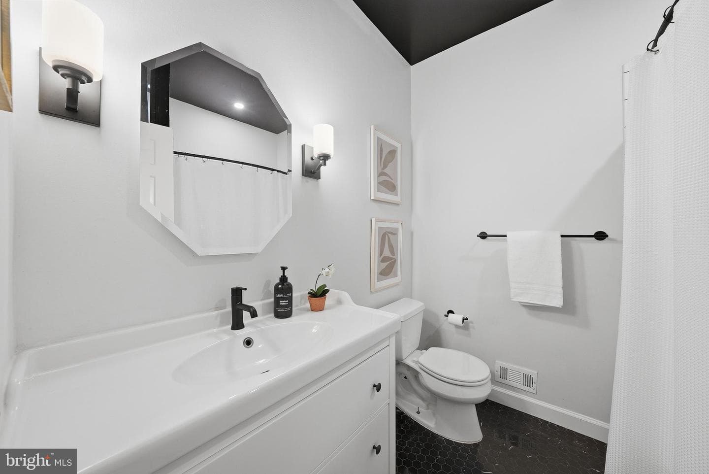 7504 Blaise Trail photo 37