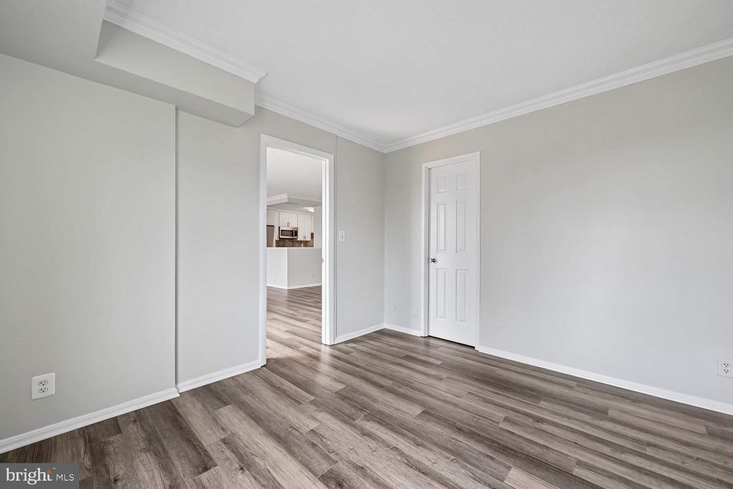 8360 Greensboro Drive #1010 photo 29