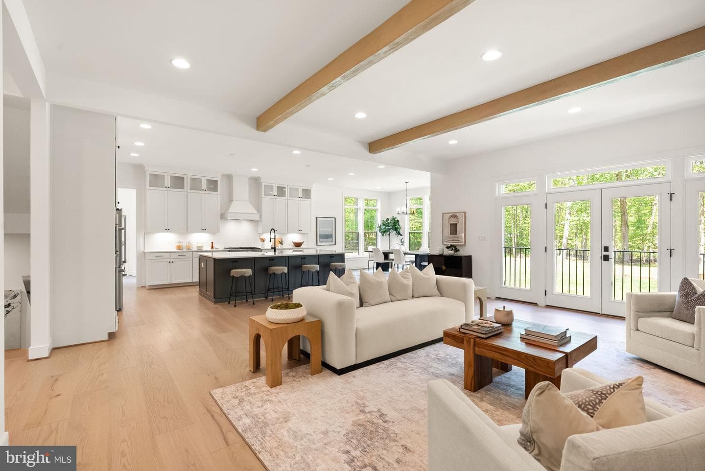 11800 Valley Road photo 33