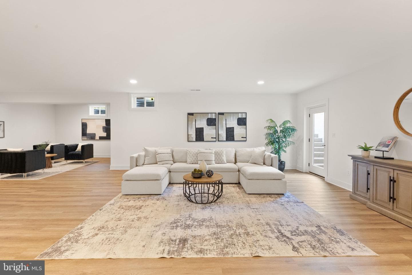 11800 Valley Road photo 61