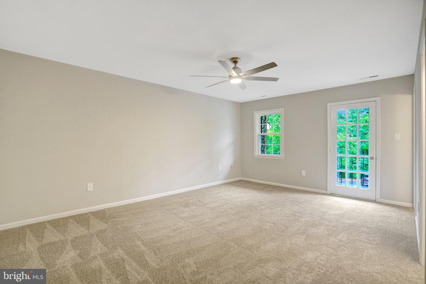 6402 Seven Oaks Court photo 25