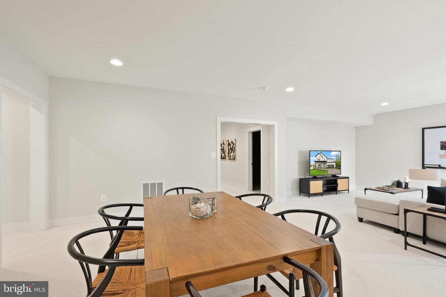 7421 Howard Court photo 77