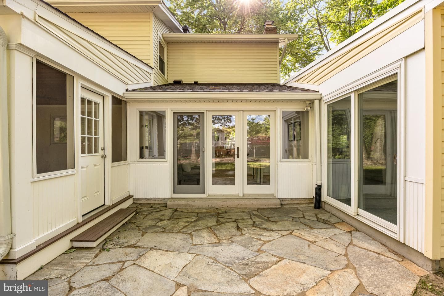 2435 Shenandoah Street photo 18