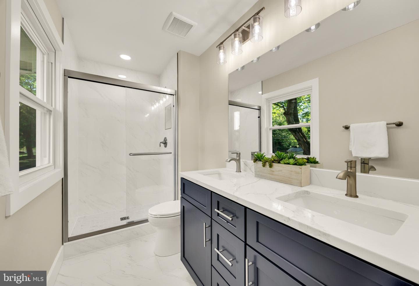 2435 Shenandoah Street photo 33