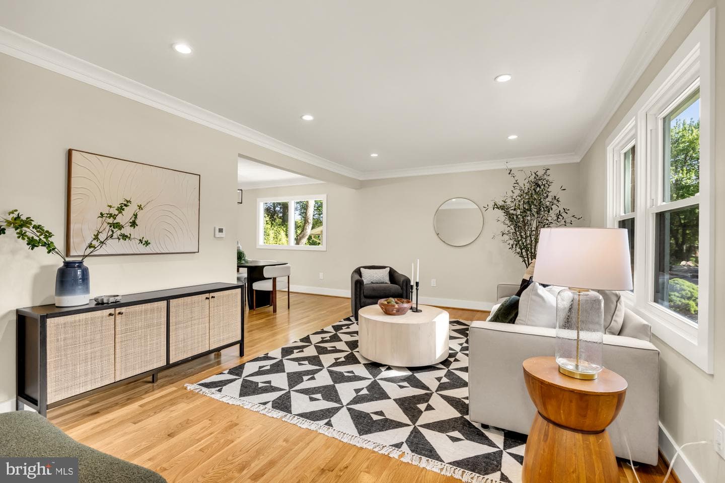 2435 Shenandoah Street photo 4